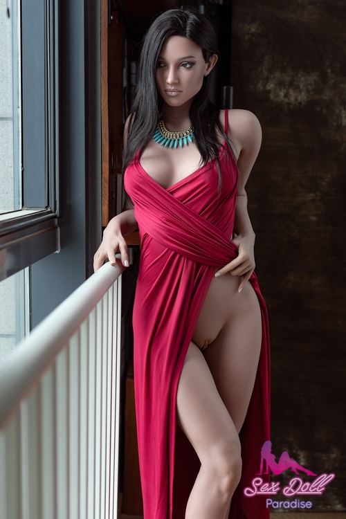 Brünette weibliche realistische TPE-Fickpuppe